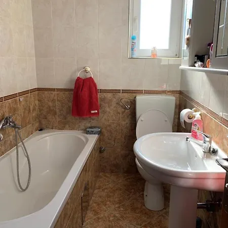 M, For 4-6 Persons Second Floor Apartmán