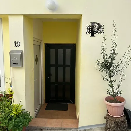 M, For 4-6 Persons Second Floor Apartmán Ljubač